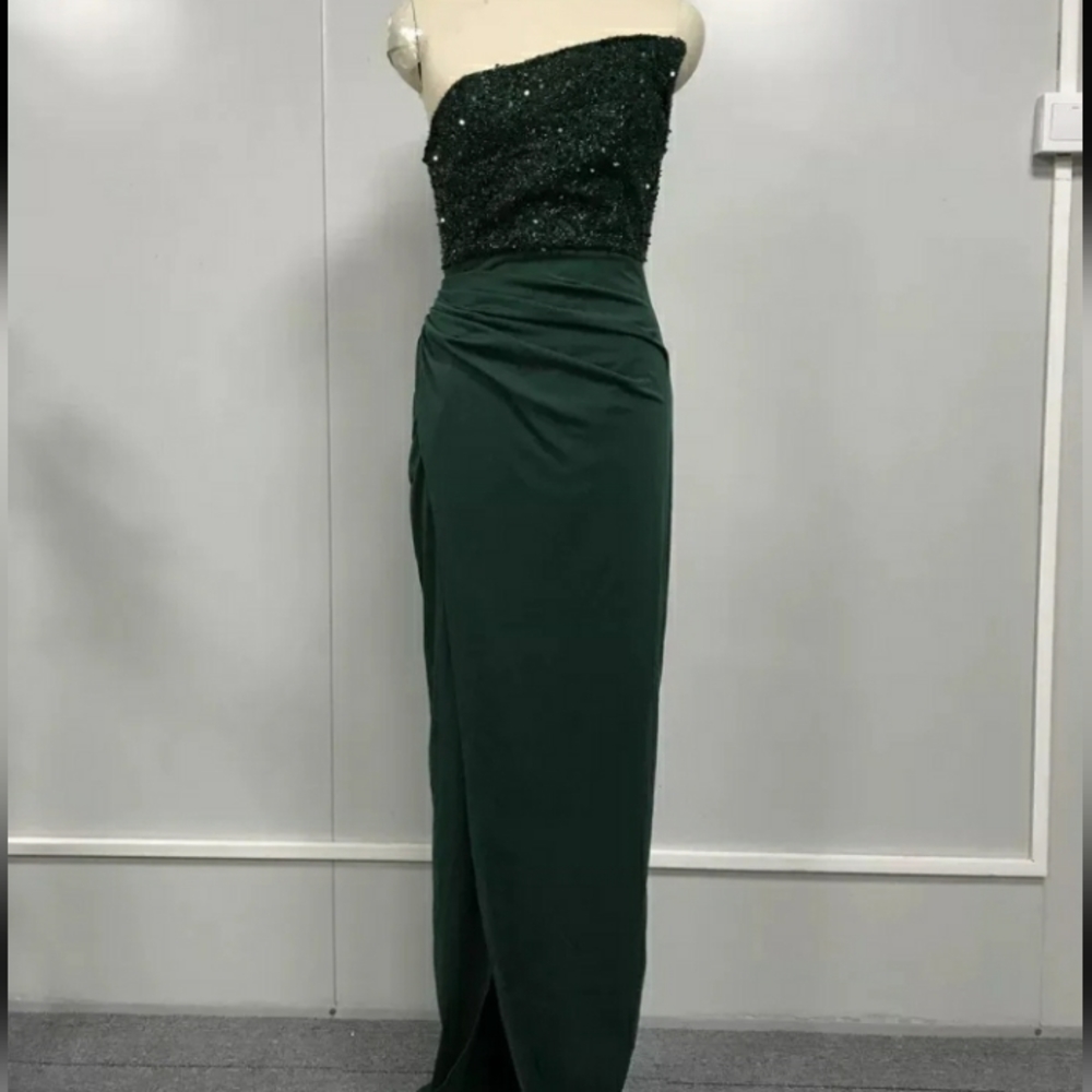 Elegant Strapless Dress - Picture 6 of 7
